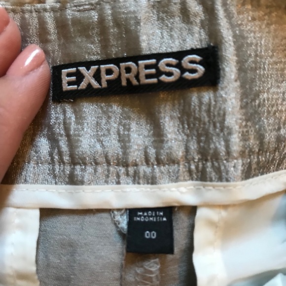 Express metallic dress shorts - Picture 3 of 3